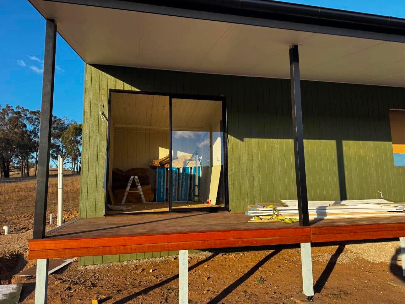 two-bedroom cabin in Piambong NSW